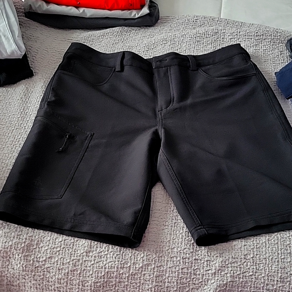 Woods hiking short - size 34